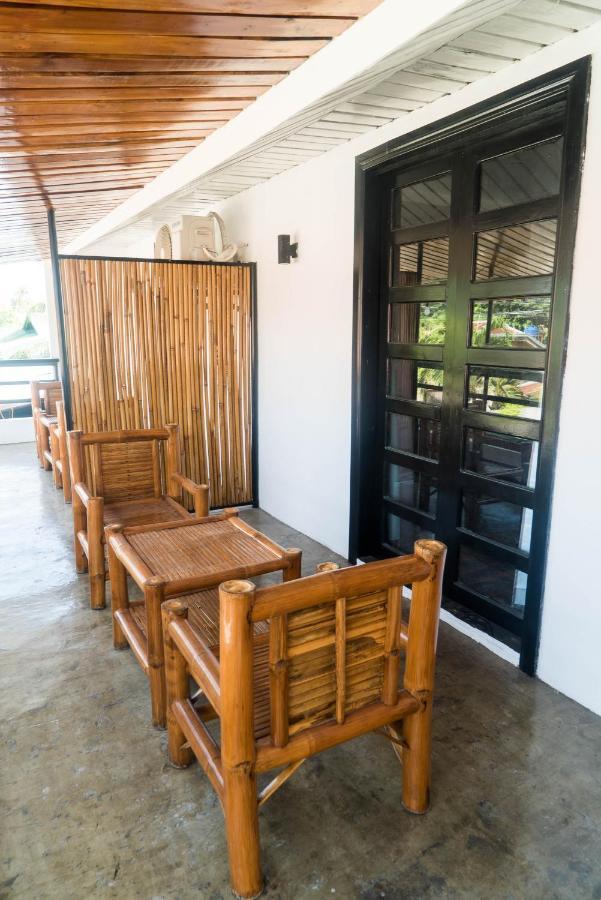 Okeanos Hotel Moalboal Exterior foto